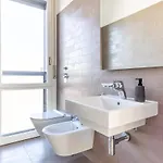 Duomo 7 Min - Panoramic Terrace & Two Bedrooms Μιλάνο