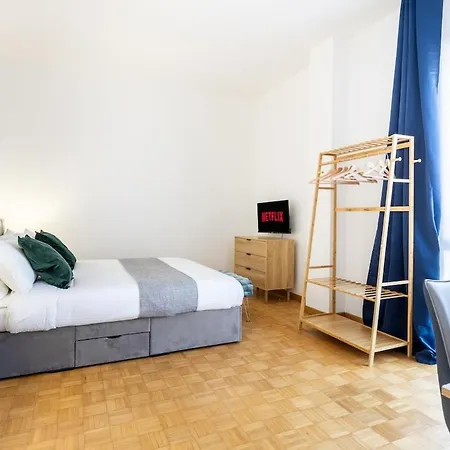 Duomo 7 Min - Panoramic Terrace & Two Bedrooms * Milán