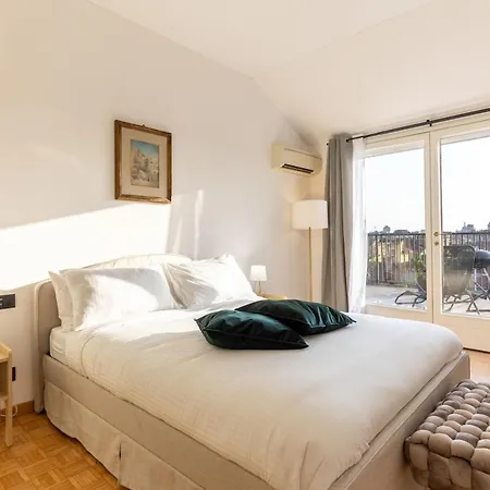 Duomo 7 Min - Panoramic Terrace & Two Bedrooms Milano