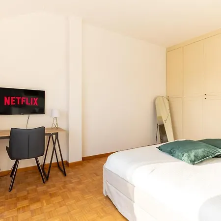 Duomo 7 Min - Panoramic Terrace & Two Bedrooms * Milán
