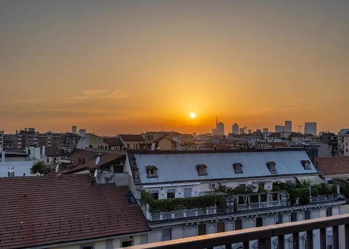 Appartamento Duomo 7 Min - Panoramic Terrace & Two Bedrooms Milano
