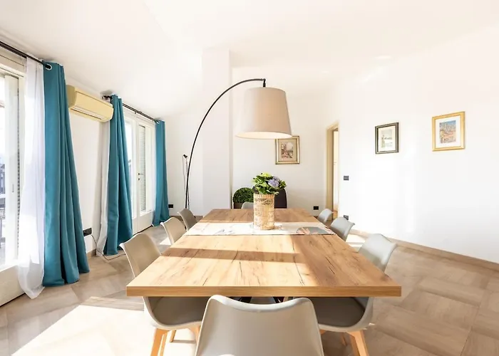 Appartamento Duomo 7 Min - Panoramic Terrace & Two Bedrooms *