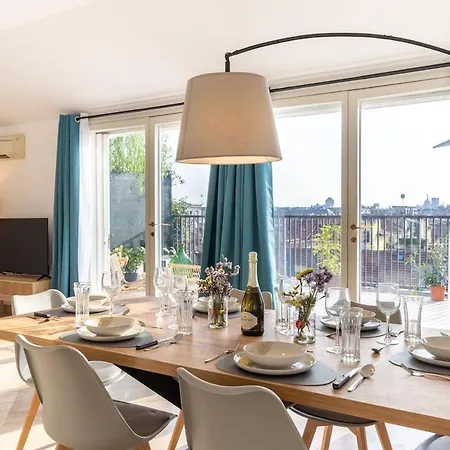 Duomo 7 Min - Panoramic Terrace & Two Bedrooms *